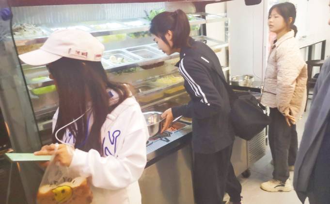 加盟一个冒菜店需要了解些什么？