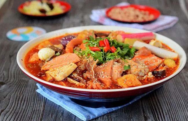 冒菜加盟费要多少钱？冒菜加盟风险有哪些？