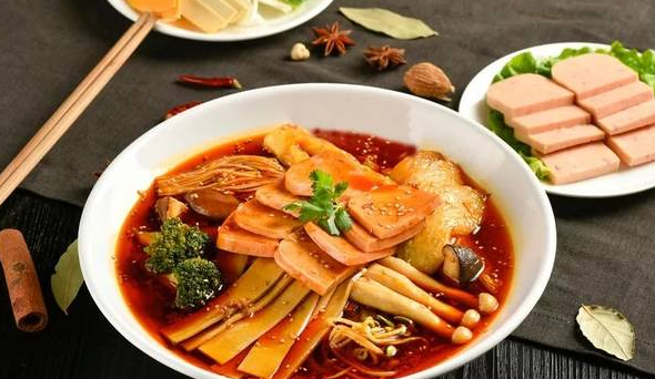 帽牌货冒菜加盟好吗，盈利好吗