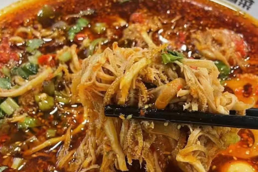 冒菜和面条哪个热量大